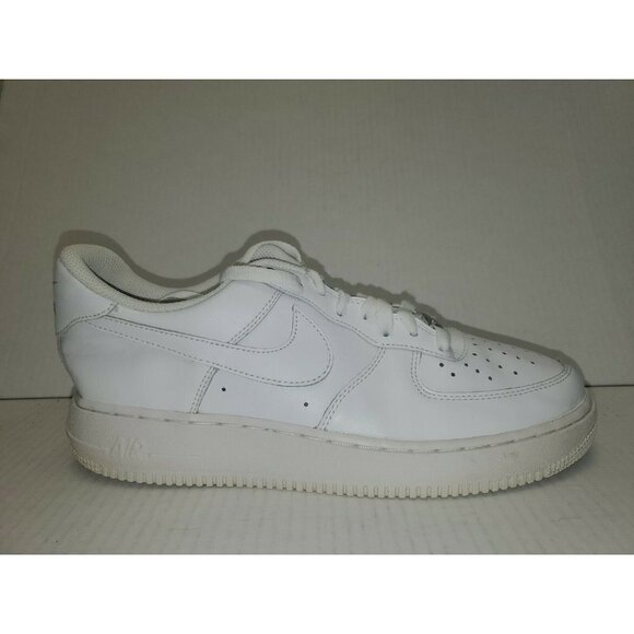 Nike Men\'s Air Force 1 \'07 Fashion Sneakers Leather White Size 10